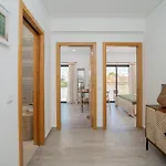 Casa Catarina, Town Center بيت للعطل مونكاراباشو