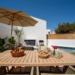 Casa Catarina, Town Center * مونكاراباشو