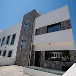 Casa Catarina, Town Center بيت للعطل مونكاراباشو