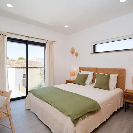 Casa Catarina, Town Center