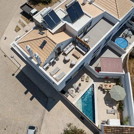 Casa Catarina, Town Center *