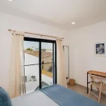 Casa Catarina, Town Center * מונקאראפאצ'ו