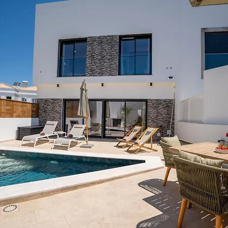 Casa Catarina, Town Center *